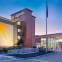 La Quinta Inn & Suites by Wyndham Clifton/Rutherford