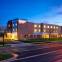 Fairfield Inn and Suites by Marriott Madison Verona